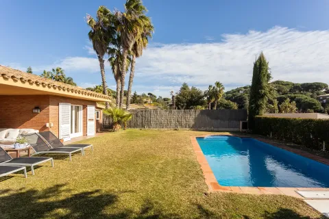 Сasa de 4 dormitorios en venta en Sant Vicenc De Montalt, Barcelona, Cataluña, Spain № 6844 - foto 8