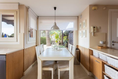 Сasa de 4 dormitorios en venta en Sant Vicenc De Montalt, Barcelona, Cataluña, Spain № 6844 - foto 20