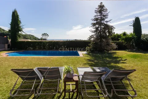 Сasa de 4 dormitorios en venta en Sant Vicenc De Montalt, Barcelona, Cataluña, Spain № 6844 - foto 12