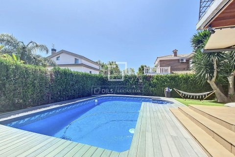 4 chambres villa à vendre à Vilanova i la Geltru, Barcelona, Catalonia, Spain № 3844 - photo 13