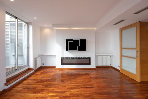 2 chambres apartment à vendre à Barcelona, Catalonia, Spain № 3849 - photo 5