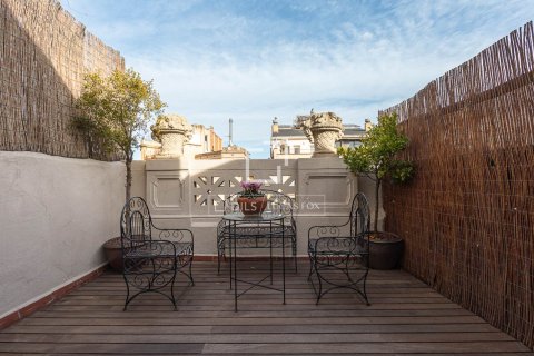 2 chambres apartment à vendre à Barcelona, Catalonia, Spain № 3849 - photo 19