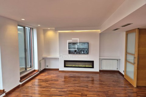 2 chambres apartment à vendre à Barcelona, Catalonia, Spain № 3849 - photo 6