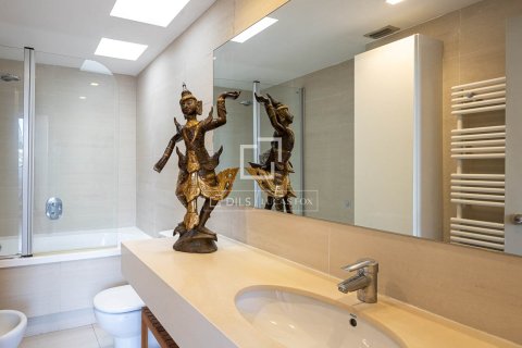 2 chambres apartment à vendre à Barcelona, Catalonia, Spain № 3849 - photo 22