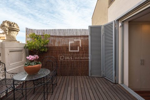 2 chambres apartment à vendre à Barcelona, Catalonia, Spain № 3849 - photo 17