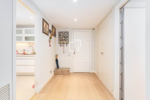 6 chambres apartment à vendre à Barcelona, Catalonia, Spain № 3846 - photo 6