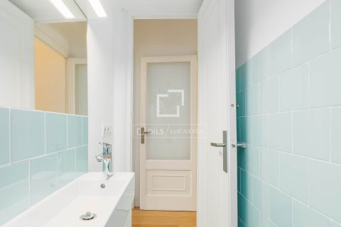 2 chambres apartment à vendre à Barcelona, Catalonia, Spain № 3848 - photo 28