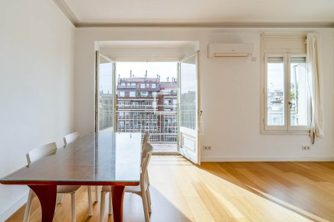 2 chambres apartment à vendre à Barcelona, Catalonia, Spain № 3848 - photo 11