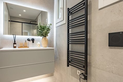 Купить квартиру в Барселона, Испания с 3 спальни, № 1067 - фото 12