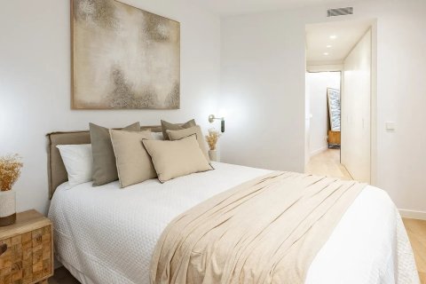 Купить квартиру в Барселона, Испания с 3 спальни, № 1067 - фото 9