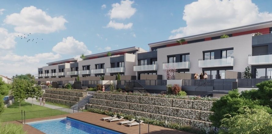 Дуплекс с 4 спальнями в Тейе, Барселона, Каталония, Испания № 1072