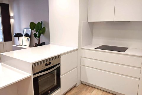 Купить квартиру в Барселона, Испания с 2 спальни, 100м², № 1068 - фото 4