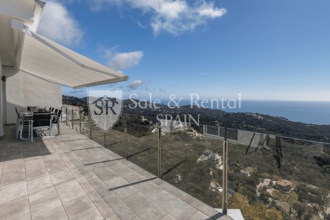 3 bedrooms house for sale in Lloret de Mar, Girona, Catalonia, Spain № 7296 - photo 4