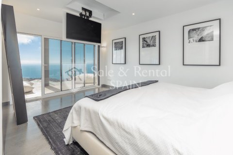 3 bedrooms house for sale in Lloret de Mar, Girona, Catalonia, Spain № 7296 - photo 16