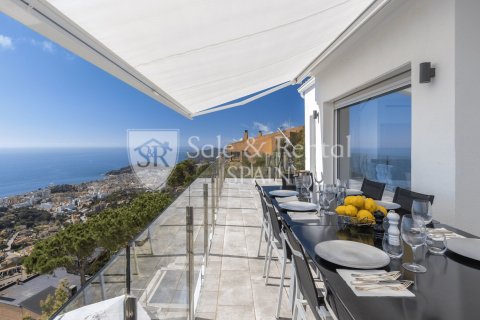 3 bedrooms house for sale in Lloret de Mar, Girona, Catalonia, Spain № 7296 - photo 28
