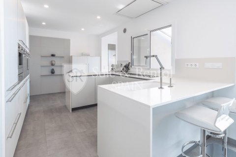 3 bedrooms house for sale in Lloret de Mar, Girona, Catalonia, Spain № 7296 - photo 25