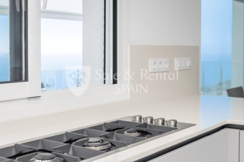 3 bedrooms house for sale in Lloret de Mar, Girona, Catalonia, Spain № 7296 - photo 19