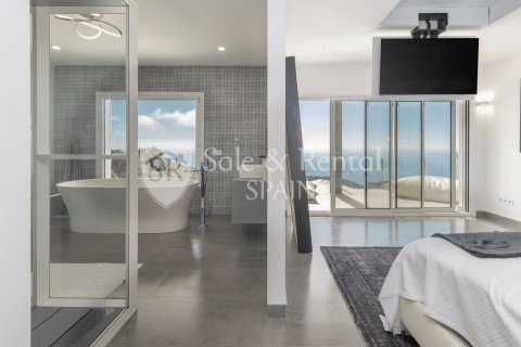 3 bedrooms house for sale in Lloret de Mar, Girona, Catalonia, Spain № 7296 - photo 21