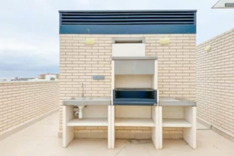 3 bedrooms apartment for sale in La Pineda, Tarragona, Catalonia, Spain № 7293 - photo 13