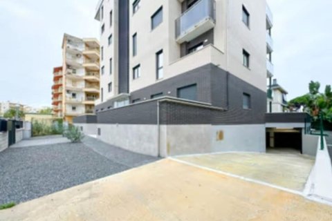 3 bedrooms apartment for sale in La Pineda, Tarragona, Catalonia, Spain № 7293 - photo 11