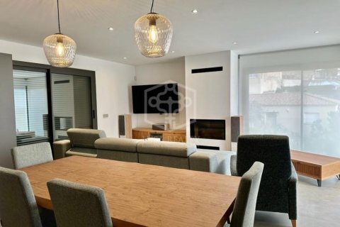 Купить виллу в Льорет-де-Мар, Испания с 4 спальни, 387м², № 1001 - фото 23