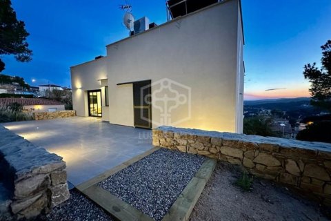 Купить виллу в Льорет-де-Мар, Испания с 4 спальни, 387м², № 1001 - фото 10