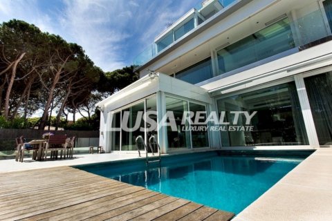 Villa de 7 dormitorios en venta en Castelldefels, Barcelona, Cataluña, Spain № 999 - foto 23