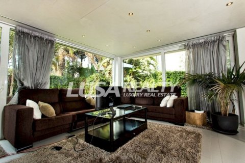 Villa de 7 dormitorios en venta en Castelldefels, Barcelona, Cataluña, Spain № 999 - foto 5