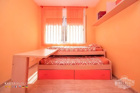 Купить виллу в Кондадо-дель-Харуко, Испания с 9 спален, 293м², № 1000 - фото 18