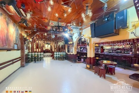 Купить коммерческую недвижимость в Калелья, Испания с 4 комнаты, 800м², № 1003 - фото 6