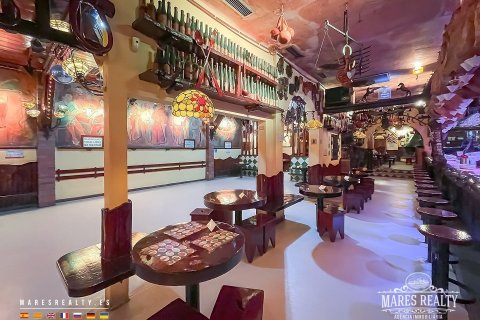 Купить коммерческую недвижимость в Калелья, Испания с 4 комнаты, 800м², № 1003 - фото 5