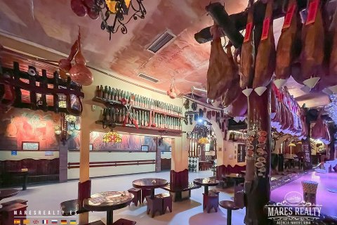 Купить коммерческую недвижимость в Калелья, Испания с 4 комнаты, 800м², № 1003 - фото 3