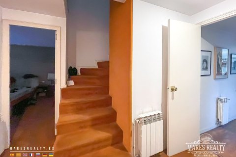 Купить коммерческую недвижимость в Калелья, Испания с 4 комнаты, 800м², № 1003 - фото 18