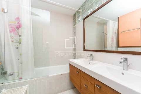 Купить виллу в Гава, Испания с 5 спален, 243м², № 4050 - фото 30