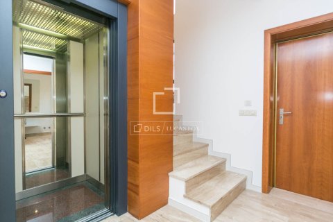 4 chambres villa à vendre à Valldoreix, Barcelona, Catalonia, Spain № 4052 - photo 15