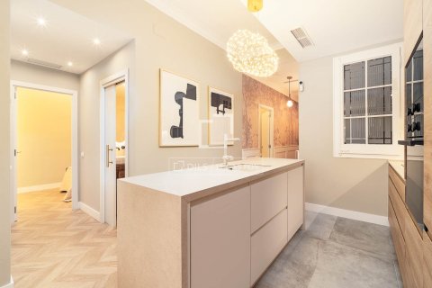 3 chambres apartment à vendre à Barcelona, Catalonia, Spain № 4047 - photo 11