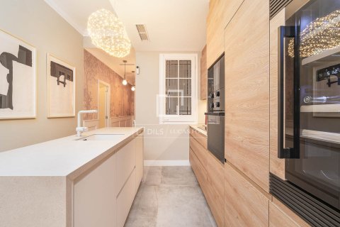 3 chambres apartment à vendre à Barcelona, Catalonia, Spain № 4047 - photo 12