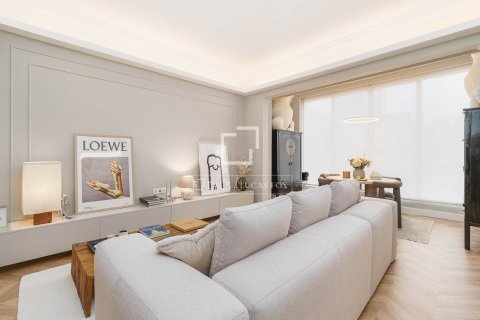 3 chambres apartment à vendre à Barcelona, Catalonia, Spain № 4047 - photo 3