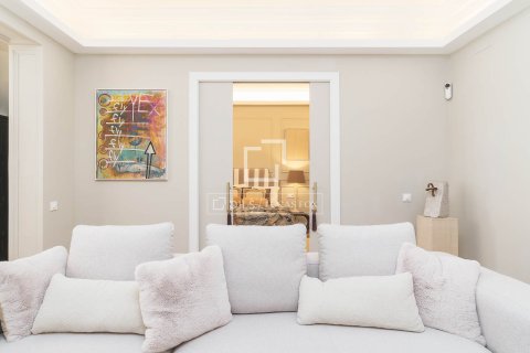 3 chambres apartment à vendre à Barcelona, Catalonia, Spain № 4047 - photo 16