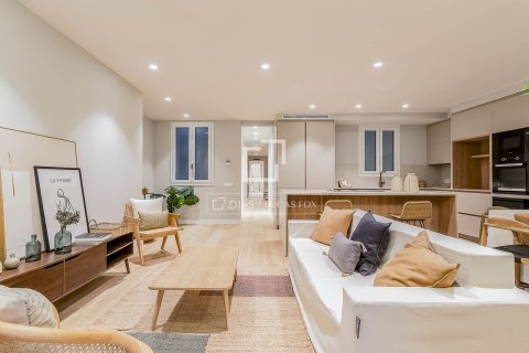 3 chambres apartment à vendre à Barcelona, Catalonia, Spain № 4048 - photo 4