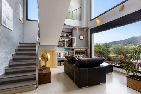 4 bedrooms villa for sale in Alella, Barcelona, Catalonia, Spain № 6273 - photo 3