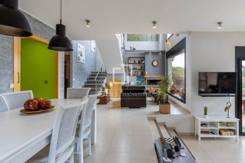 4 bedrooms villa for sale in Alella, Barcelona, Catalonia, Spain № 6273 - photo 8