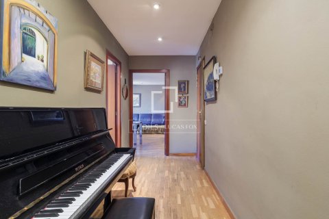 3 bedrooms apartment for sale in Barcelona, Catalonia, Spain № 6271 - photo 9