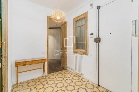 Купить квартиру в Барселона, Испания с 1 спальня, 91м², № 6270 - фото 11