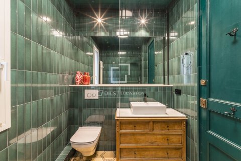 Купить квартиру в Барселона, Испания с 1 спальня, 91м², № 6270 - фото 18