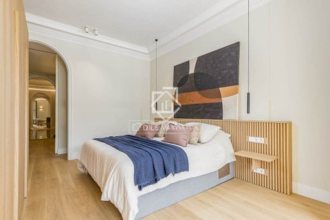 3 chambres penthouse à vendre à Barcelona, Catalonia, Spain № 4141 - photo 3