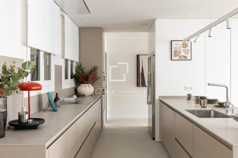 2 chambres apartment à vendre à Barcelona, Catalonia, Spain № 4138 - photo 21