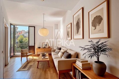 Квартира с 2 спальнями в Эшампле, Барселона, Каталония, Испания № 2356