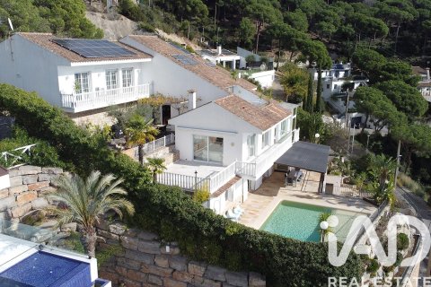 6 bedrooms house for sale in Cabrils, Barcelona, Catalonia, Spain № 4733 - photo 23