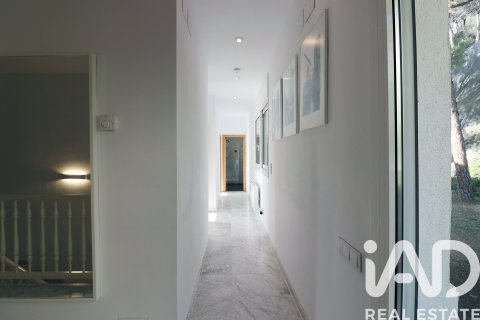 6 bedrooms house for sale in Cabrils, Barcelona, Catalonia, Spain № 4733 - photo 15